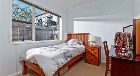 Beach living at it's best - Photo 5