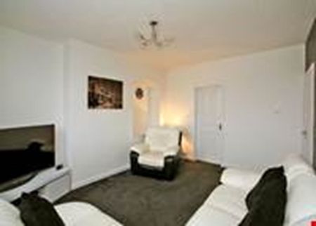 3 Bed Flat, Girdleness Road, AB11 - Photo 2