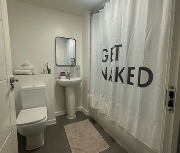 Room in a Shared House, Morton Hall Road, M12 - Photo 5