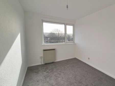 Flat to rent on - Photo 5