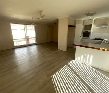 CONVENIENCE & LIFESTYLE IN CAREY PARK - Photo 1