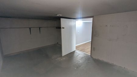 For Lease - 24 Hodgins Avenue, Georgina, Ontario - Photo 2