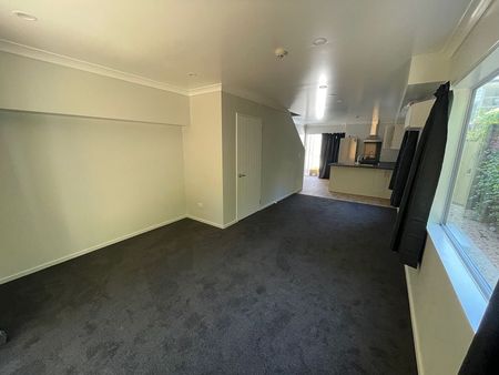 Near new two bedroom apartment with ensuite's - Photo 5