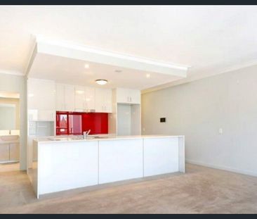 Lifestyle Location and Luxurious Living - Photo 4