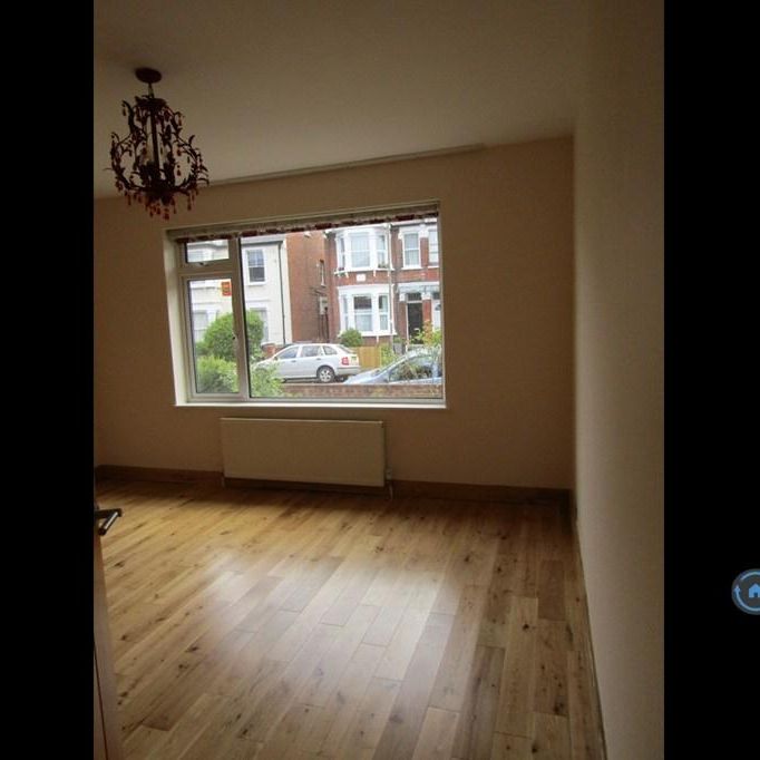 2 bedroom bungalow to rent - Photo 1