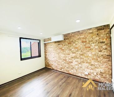 Stunning 3-Bedroom Townhouse in Prime Lurnea Location. - Photo 6