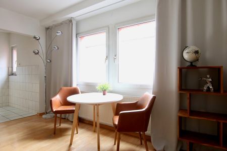 Chic möbliertes Apartment mit Aufzug im Herzen von Köln - Photo 3