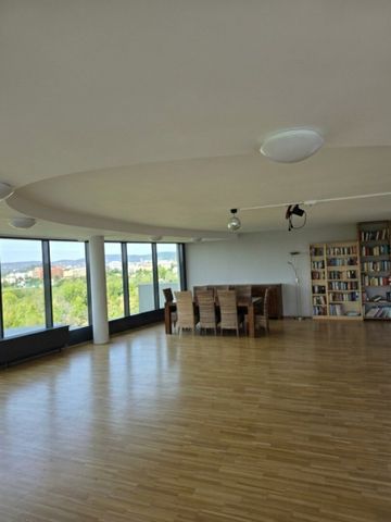Moderne Maisonette Wohnung mit fantastischem Ausblick und Terrasse - Photo 3