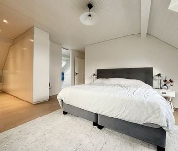 Beautiful villa with large garden in residential area in Penthalaz - Photo 3