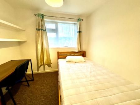 5 Bed Student Home - 117 Tenterden Drive, Canterbury - Photo 1