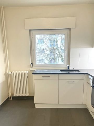 Proche organisations internationales et aéroport - Photo 5