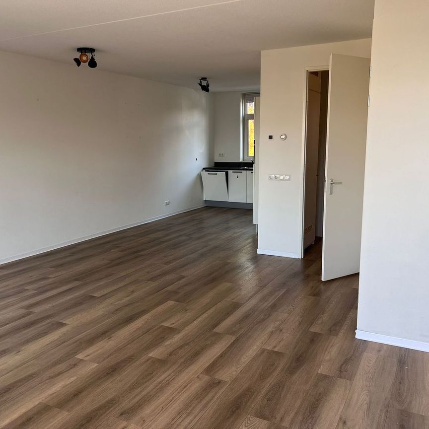 St. Josephstraat 2, Ootmarsumsestraat en omgeving, 7603XG, Almelo - Foto 1