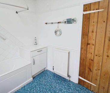 New Chester Road, Bromborough, CH62 - Photo 2