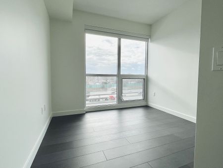 For Lease - 95 Mcmahon Drive Unit# 806, Toronto, Ontario - Photo 4
