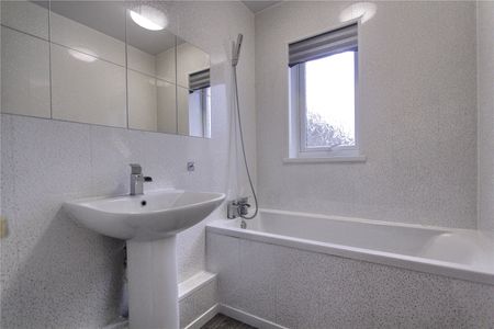 2 bed apartment to rent in The Green, Billingham, TS23 - Photo 4