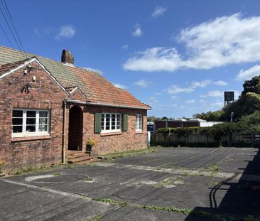 2/3 bedrooms home with plenty parking spaces - Photo 6
