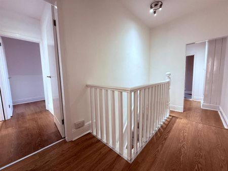 4 bedroom terraced house to rent - Photo 5