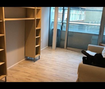 1 Bed Flat, The Q Building, E15 - Photo 1