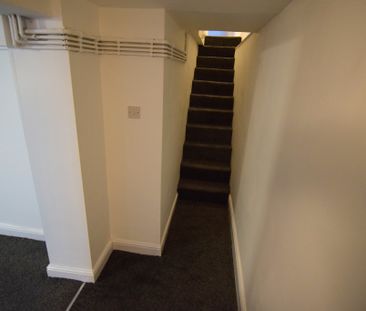 To Let 1 Bed Ground Floor Maisonette - Photo 6