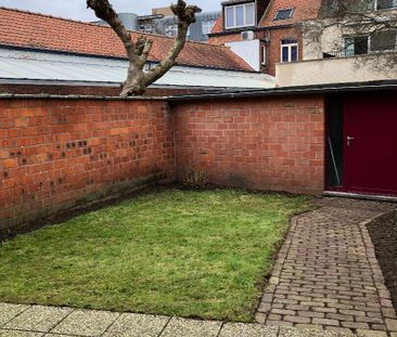 Gezellige rijwoning met 3 slaapkamers, 2 garageboxen en tuin gelege... - Foto 4