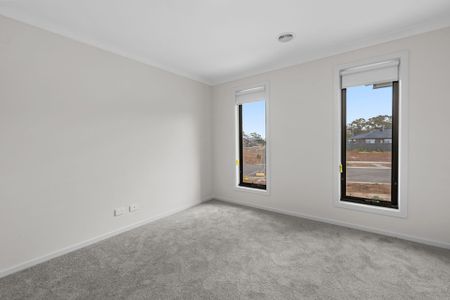 Stylish and Contemporary Living in Huntly - Photo 3