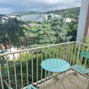 Location Appartement 2 pièces 43m² ST ETIENNE 42100 - Photo 3