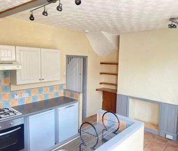 2 bedroom terraced house to rent - Photo 4