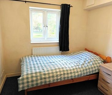 Room in a Shared House, Cedar Grove, W5 - Photo 1