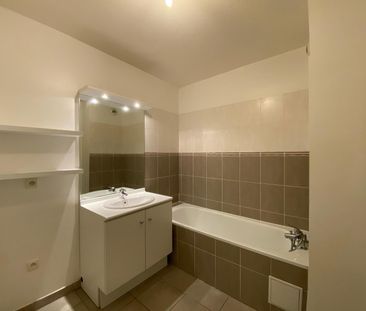 Location Appartement 3 pièces 74m² VALENCE 26000 - Photo 5