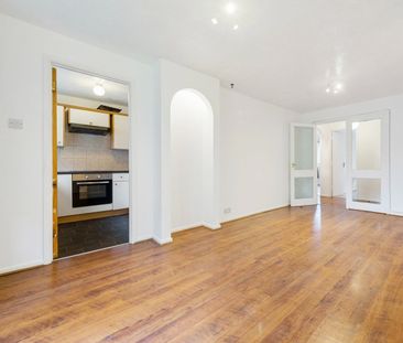 2 Bed Flat, Cotton Avenue, W3 - Photo 1