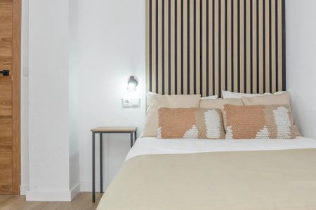 Carrer del Duc de Mandas, Valencia, Valencian Community 46019 - Photo 4