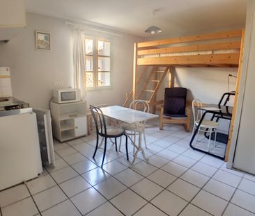Studio 20 M² en intra- muros proche porte Saint Lazare, - Photo 1
