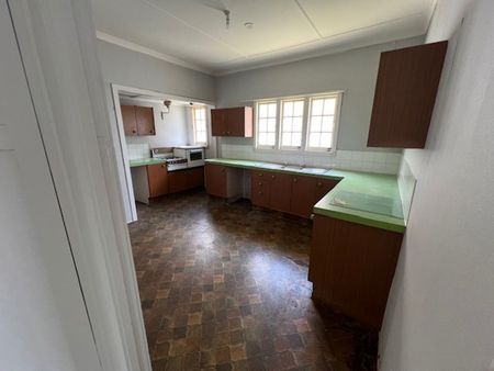 CENTRAL MOOROOKA LOCATION - Photo 4