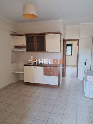 Studio/Γκαρσονιέρα για ενοικίαση Κέντρο (Ρίο) - Photo 5