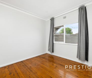 Flat 2/7 Rawson Street, Rockdale NSW 2216 - Apartment For Rent | Do... - Photo 2
