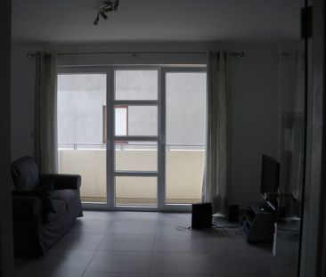 Appartement te huur - Photo 1