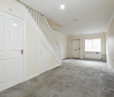 2 bedroom end of terrace house to rent - Photo 3