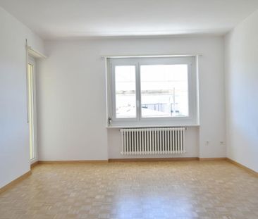 For rent: partially renovated 3.5-room apartment. | Affittasi 3.5 l... - Photo 1