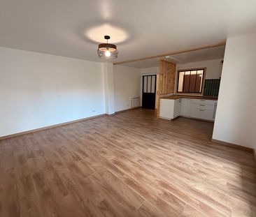 Location Appartement 3 pièces 68m² - Photo 3