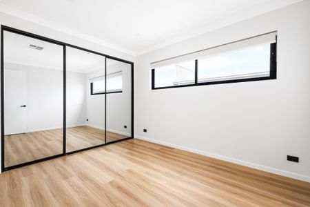 Contemporary Family Living with Space to Entertain - Photo 4