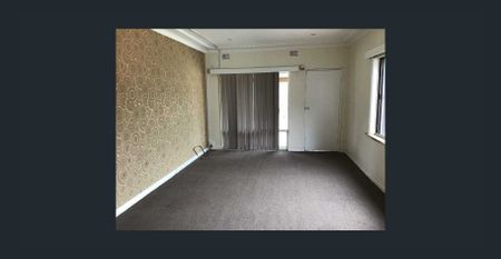 Conveniently Located One-Bedroom Apartment - Photo 3