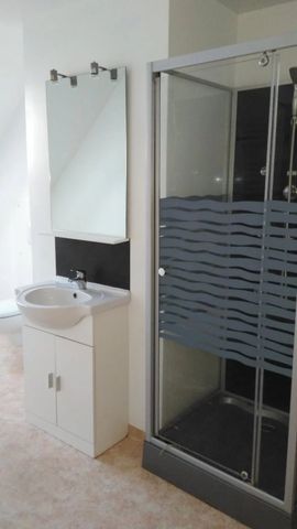 Location Appartement 3 pièces 56m² ST OMER 62500 - Photo 5