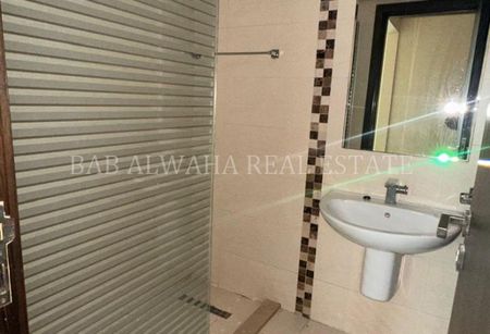 Spacious Bright 3Bedroom Apartment With Facilities - Photo 2