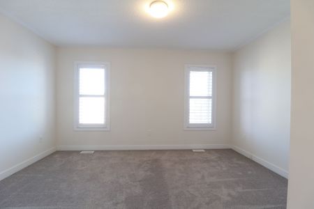 For Lease - 2644 Castlegate Crossing, Pickering, Ontario - Photo 5