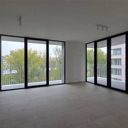 Appartement te huur - Photo 1