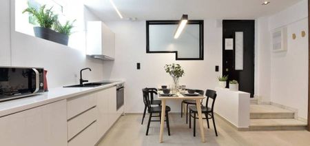 Διαμέρισμα για ενοικίαση Κολωνάκι (Κολωνάκι - Λυκαβηττός) - Photo 2