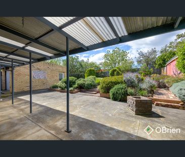 93 Raphael Crescent, Frankston, Vic 3199 - Photo 1