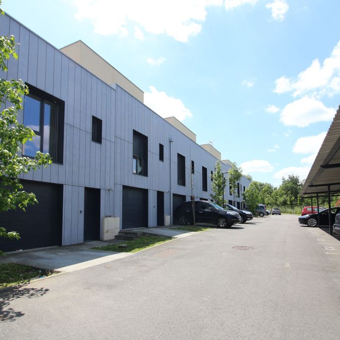 Location Appartement 4 pièces 90m² CORNEBARRIEU 31700 - Photo 1