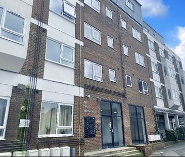 Queensway, Bletchley - Two Bedroom Apartment - Photo 5