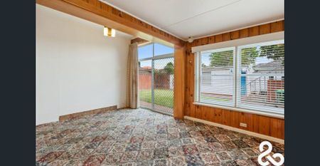 Original Gem with Separate Studio or Office space! - Photo 4